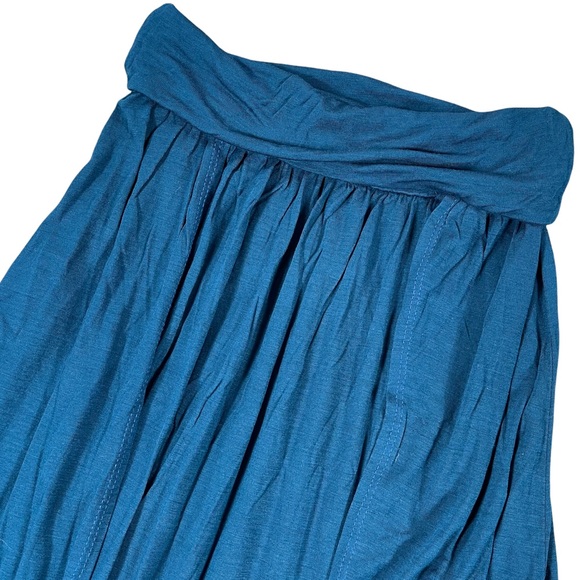 USA size Xs Long blue skirt that splits almost to waist on either side like new - Picture 8 of 16
